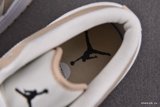 SE Sail Low University FB7168-121 Jordan Red 1 Rattan FB7168-121 0216